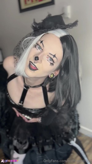 gothlizardfree video #54 photo n 54