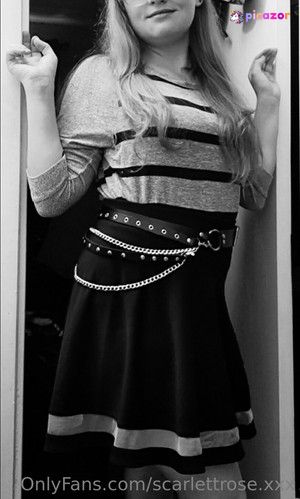 scarlettrose-xxx photo #1 photo n 1