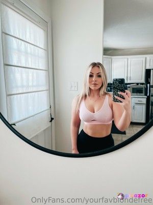 yourfavblondefree photo #2 photo n 2