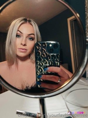 yourfavblondefree photo #3 photo n 3