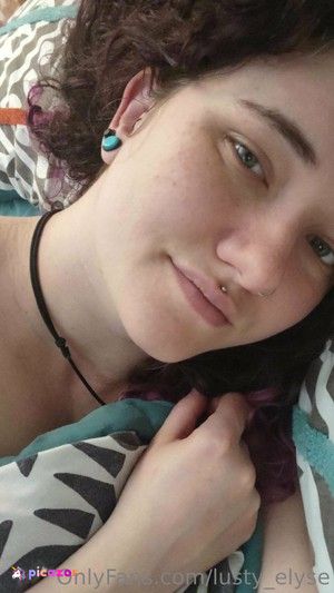 lusty_elyse photo #24 photo n 24