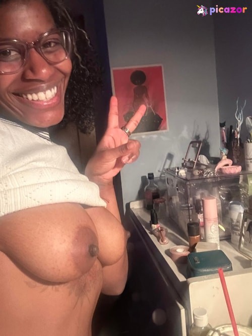 Bunnyontheinternet - Image