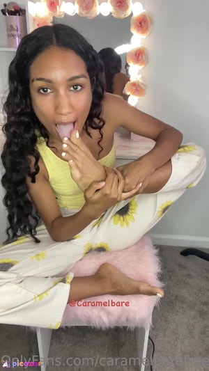 caramelbarefree video #2 photo n 2