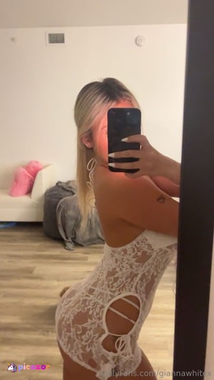 giannawhitexo-1 photo #1 photo n 1