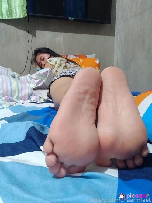 chaarmfeet - Image