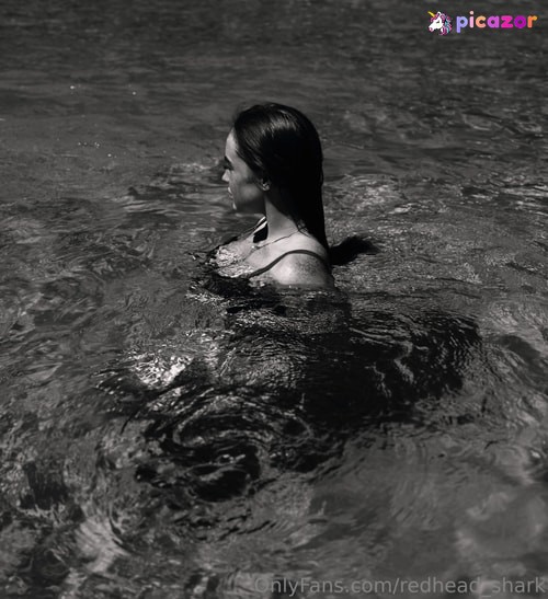 Redhead_shark - Image