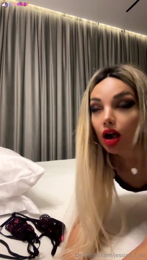 bad_blonde video #6 photo n 6