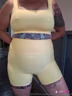 piercedntattooed photo #3 photo n 3