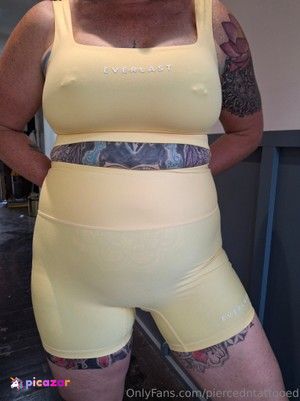 piercedntattooed photo #4 photo n 4