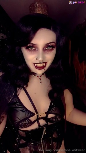 satans-knitwear video #588 photo n 588