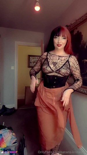 satans-knitwear video #382 photo n 382