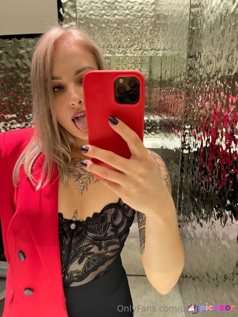 alexa_blondi N3