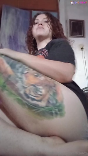 caro_lafox video #1 photo n 1