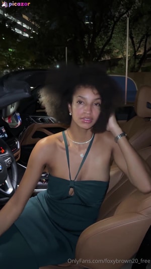 foxybrown20_free video #4 photo n 4