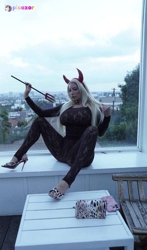 nicolette-shea-1 photo #297 photo n 297
