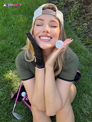Paige Spiranac - Thumb