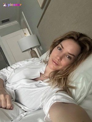 Paige Spiranac - Thumb