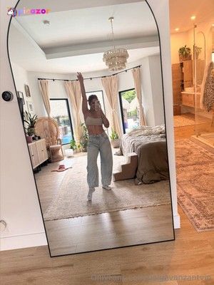 Paige Vanzant - Thumb