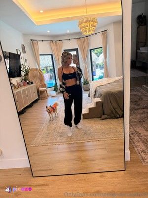 Paige Vanzant - Thumb