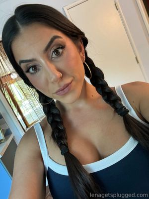 lena-the-plug photo #1 photo n 1