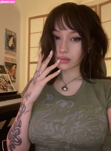 JadeyAnh - Image