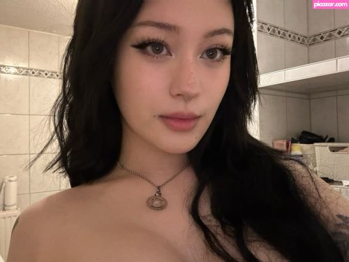 JadeyAnh - Image