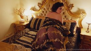 stefania-ferrario photo #520 photo n 520