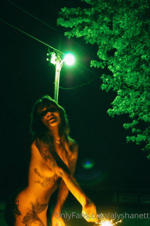 alysha-nett-2 photo #588 photo n 588