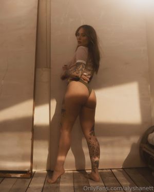 alysha-nett-2 photo #716 photo n 716