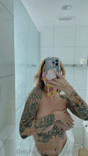 alysha-nett-2 photo #3 photo n 3