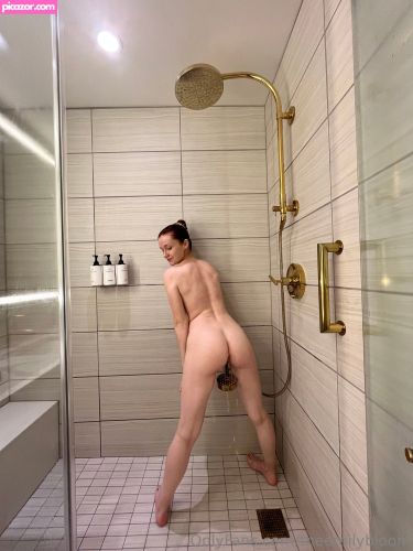 Emily Bloom - Image