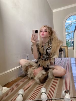 belle-delphine-1 photo #11922 photo n 11922