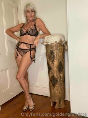 sexting-grandma-1 photo #54 photo n 54
