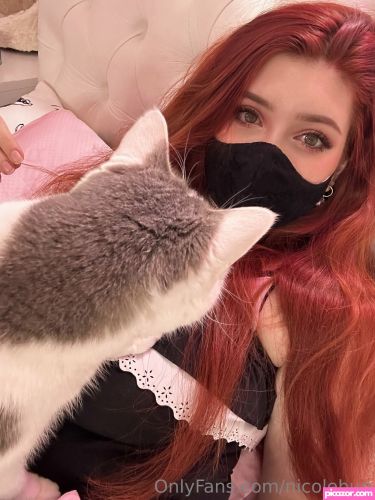 nicolebun  - Image