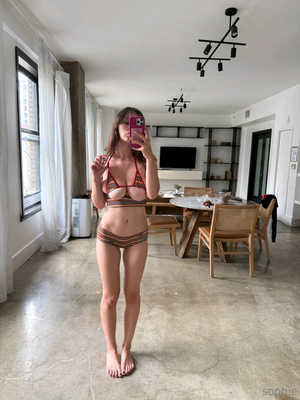 sophie-mudd photo #938 photo n 938