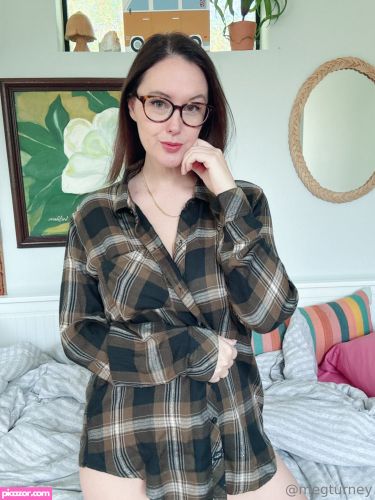  Meg Turney - Image