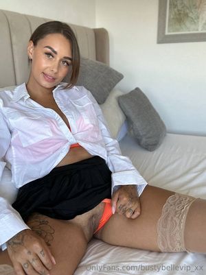 busty belle - Thumb