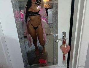 yasmin-gribbon-1 photo #7 photo n 7