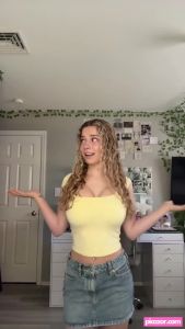 Kira Pregiato - Thumb