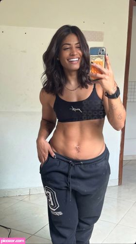 Larissa Felix - Image