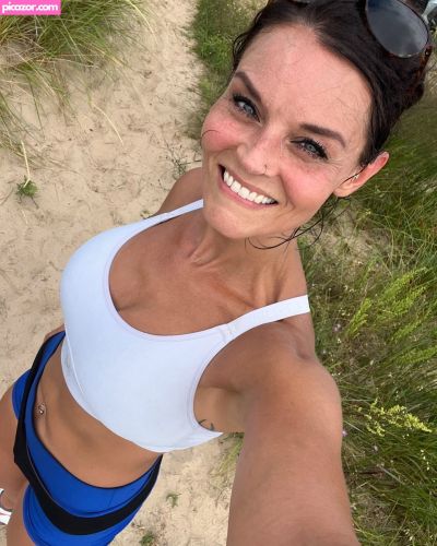 Julie Felton - Image