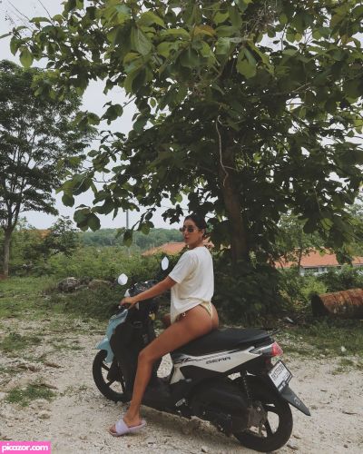 Radhika Seth - Image