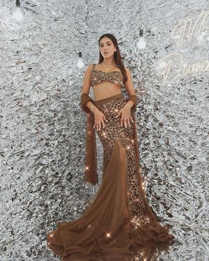 radhika-seth photo #9 photo n 9