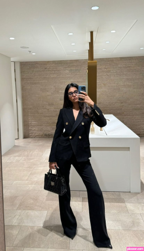 Radhika Seth - Image