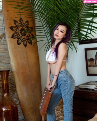 Vicki Li - Image