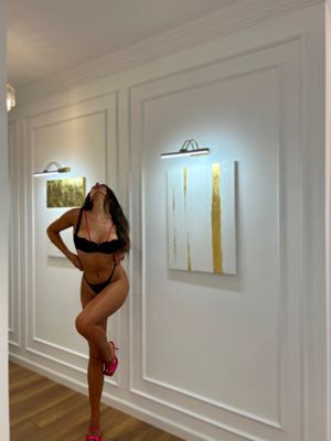 cleo-divine-1 photo #9 photo n 9