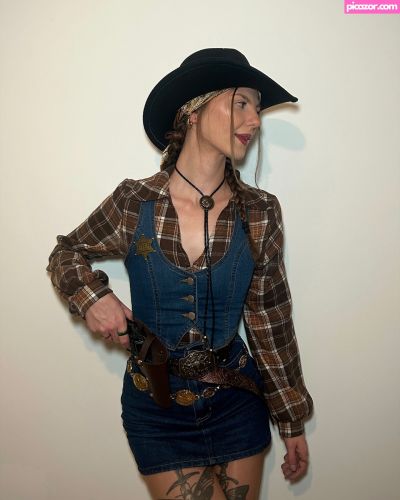 daisy riches1 - Image
