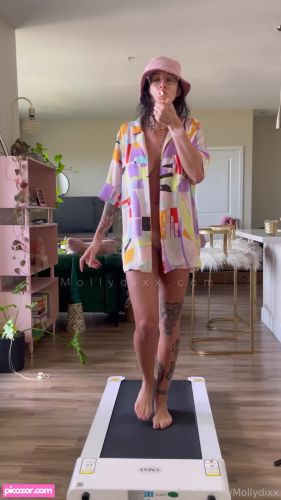 Molly Dixx - Image