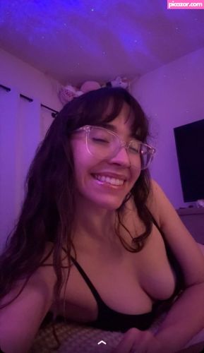 Catlyn Crespo - Image