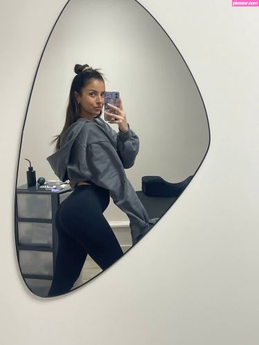 julia amareno - Image